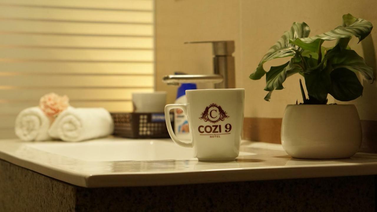 Cozi 9 Hotel - Theme Hotel Kien An Esterno foto