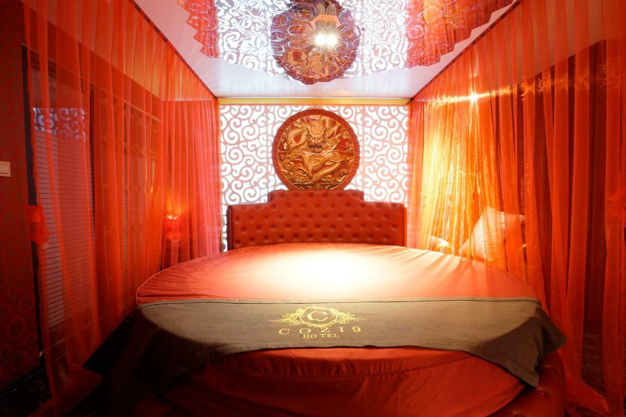 Cozi 9 Hotel - Theme Hotel Kien An Esterno foto